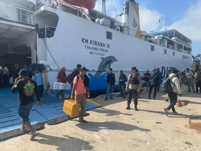 Polsek KPM Amankan Debarkasi KM Kirana III di Pelabuhan Sampit